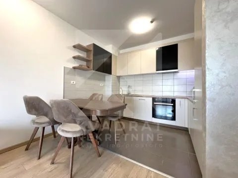 Izdavanje, dvosoban stan, 75m², City Kvart, Podgorica - image 3