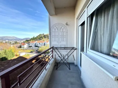 Izdavanje, jednosoban stan, 38m², Ljubović, Podgorica - image 2