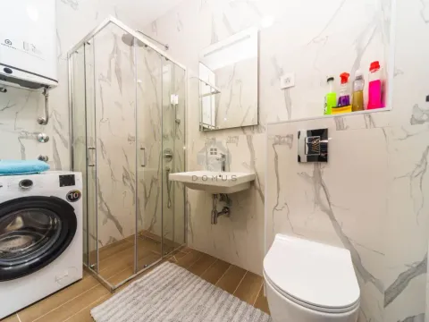 Izdavanje, dvosoban stan, 60m², Gorica C, Podgorica - image 9