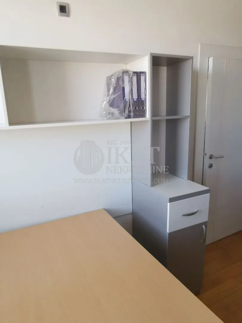 Rent, office space, 70m², Stari Grad, Beograd
