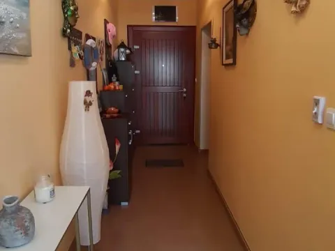 Prodaja, stan, 118m², Kotor, Crna Gora - image 2