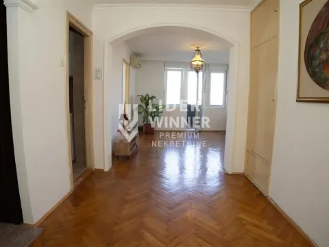Izdavanje, dvosoban stan, 55m², Stari Grad, Beograd - image 3