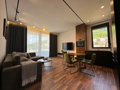 Prodaja, jednosoban stan, 52m², Lastva Grbaljska, Kotor - image 1