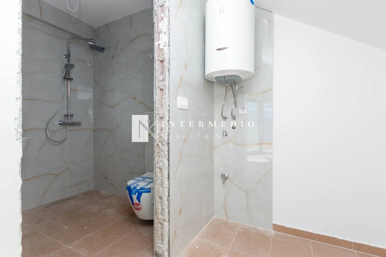 Prodaja, trosoban stan, 142m², Bijela, Herceg Novi