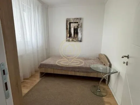 Izdavanje, trosoban stan, 120m², Savski Venac, Beograd - image 7
