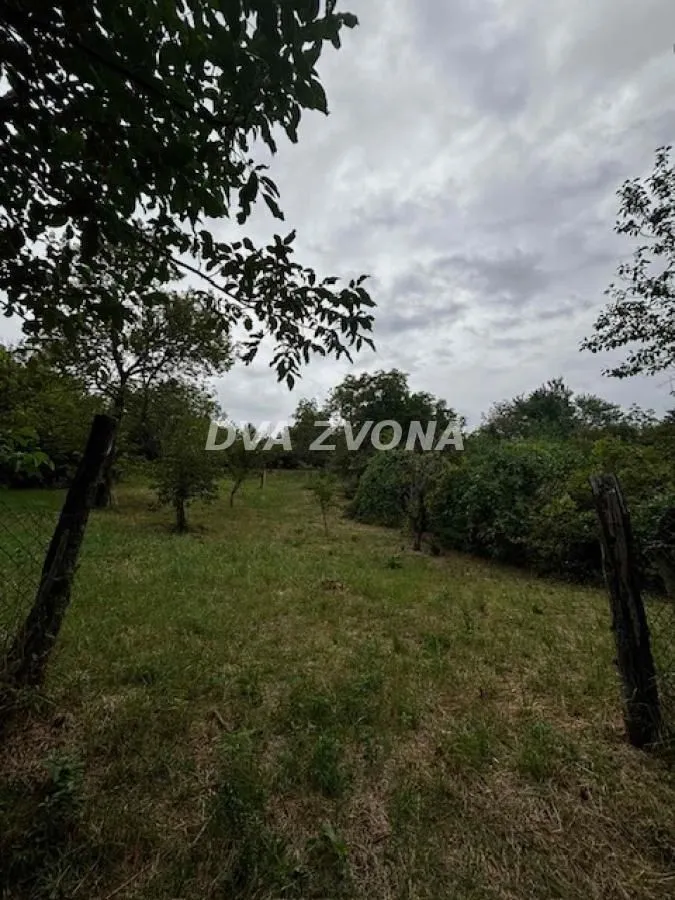 Prodaja, plac, 1100m², Čortanovci, Inđija