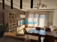 Izdavanje, trosoban stan, 85m², Savski Venac, Beograd - image 1