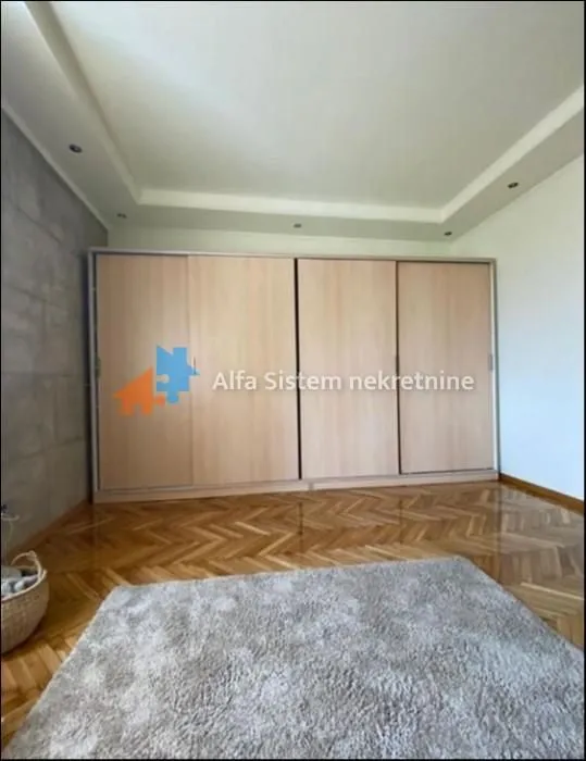 Rent, three bedroom apartment, 75m², Vračar Hram, Vračar Sve Podlokacije