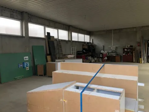 Izdavanje, poslovni prostor, 210m², Batajnica, Beograd - image 4