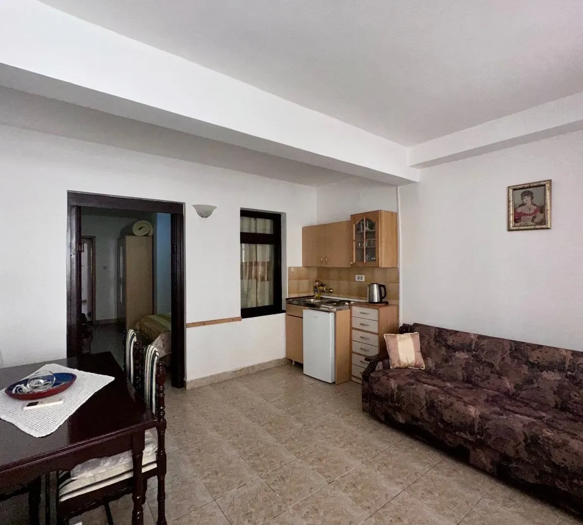 Sale, one bedroom apartment, 75m², Sveti Stefan, Budva