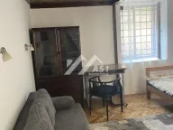 Izdavanje, jednosoban stan, 40m², Centar, Novi Sad - image 1