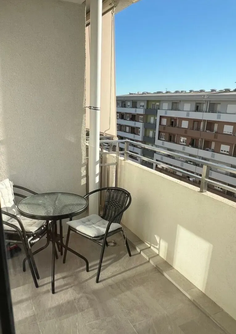 Prodaja, stan, 49m², Central Point, Podgorica