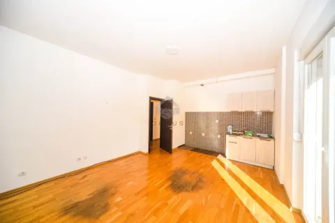 Rent, two bedroom apartment, 67m², Momišići, Podgorica - image 2