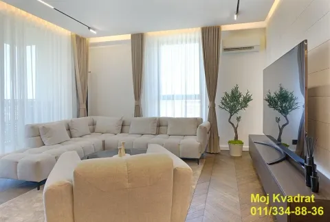 Prodaja, trosoban stan, 82m², Savski Venac, Beograd - image 2