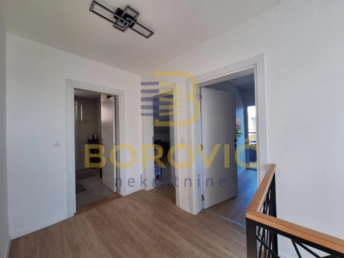 Izdavanje, kuća, 104m², Novi Banovci, Stara Pazova