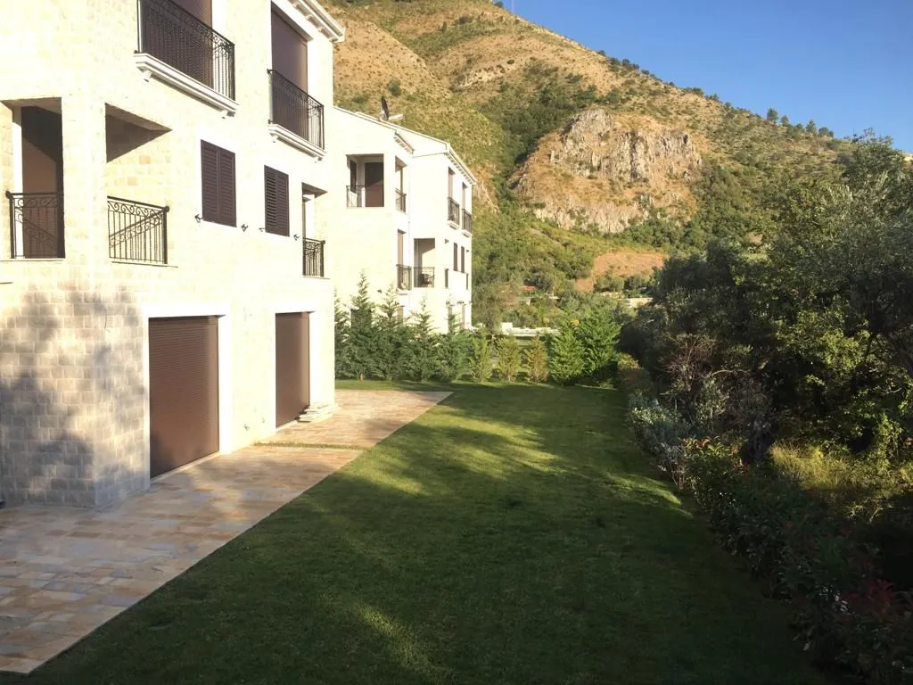 Sale, house, 160m², Reževići, Budva