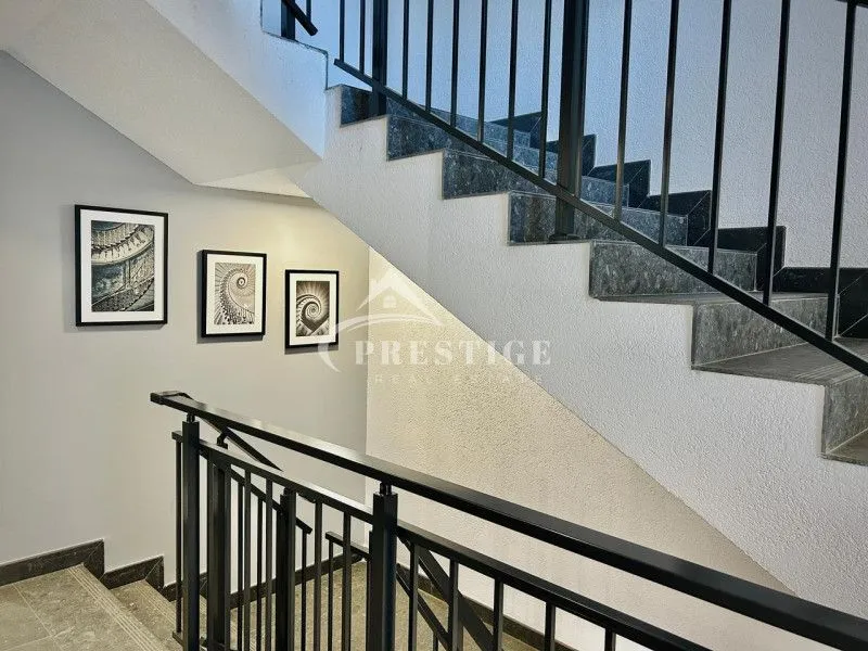 Prodaja, dvosoban stan, 70m², Tološi, Podgorica