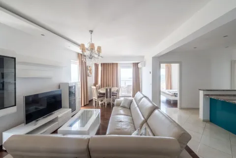Rent, four bedroom apartment, 91m², Bečići, Budva - image 8
