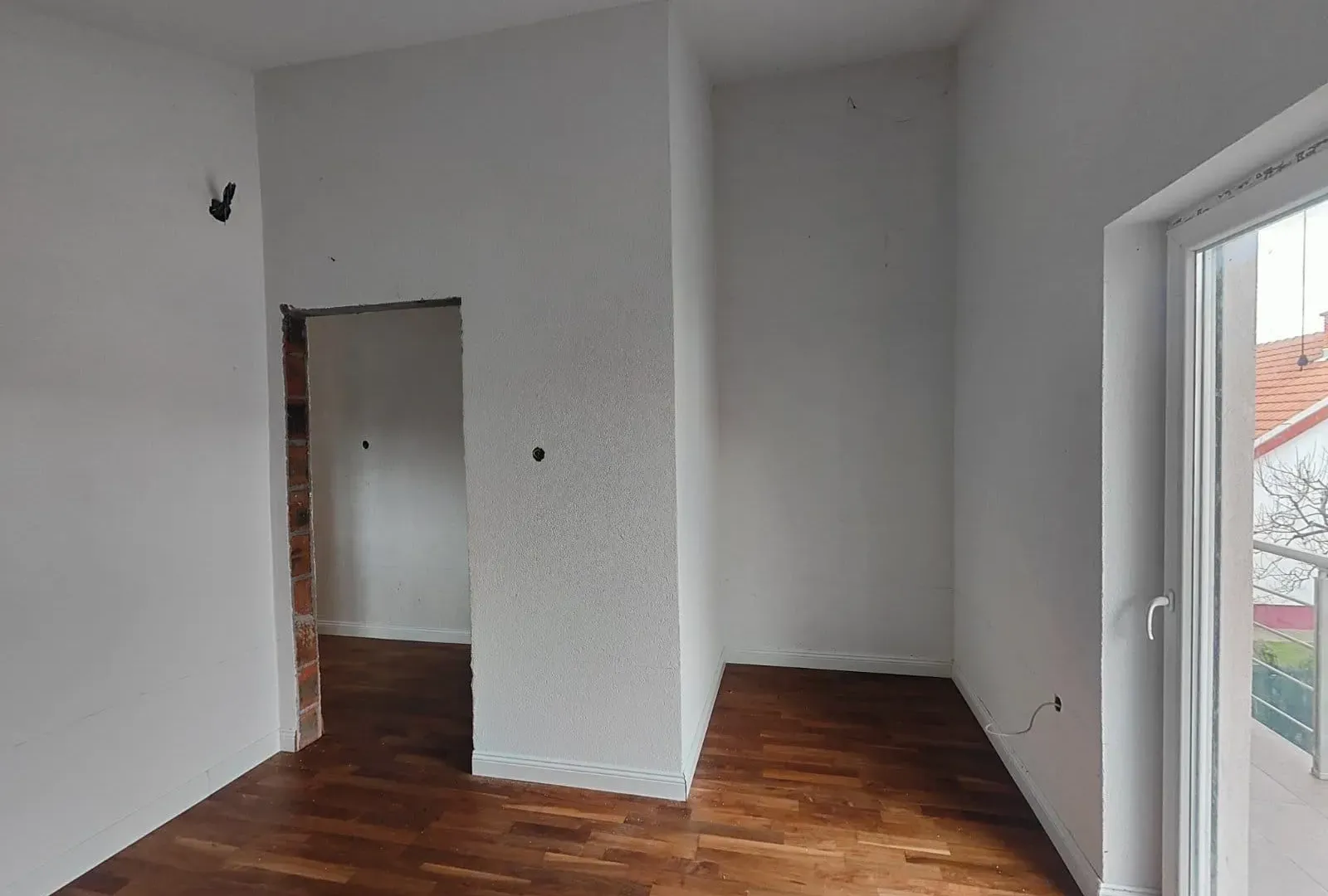 Prodaja, kuća, 250m², Karaburško Polje, Podgorica