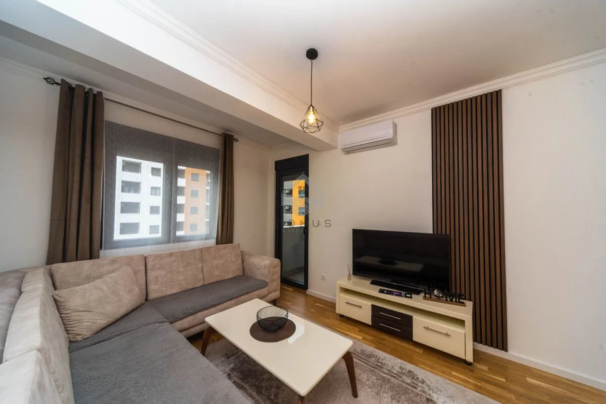 Rent, one bedroom apartment, 45m², Stari Aerodrom, Podgorica
