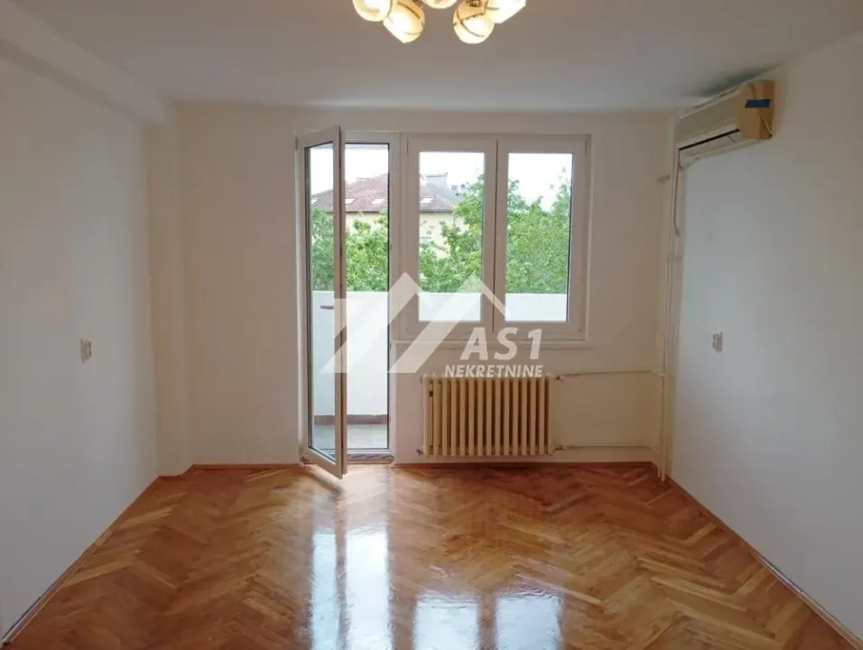 Rent, two bedroom apartment, 62m², Železnička Stanica, Novi Sad Sve Podlokacije