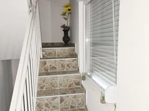 Prodaja, kuća, 51m², Voždovac Sve Podlokacije, Beograd - image 12