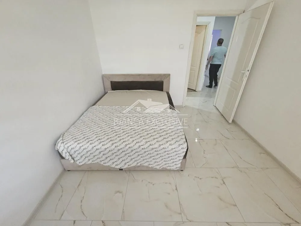 Prodaja, trosoban stan, 77m², Brace Jerković, Voždovac Sve Podlokacije
