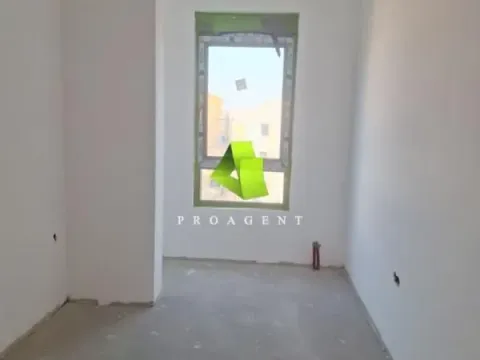 Sale, four bedroom apartment, 85m², Medijana, Niš - image 2