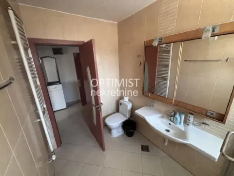 Sale, one bedroom apartment, 33m², Autokomanda, Voždovac Sve Podlokacije - image 5