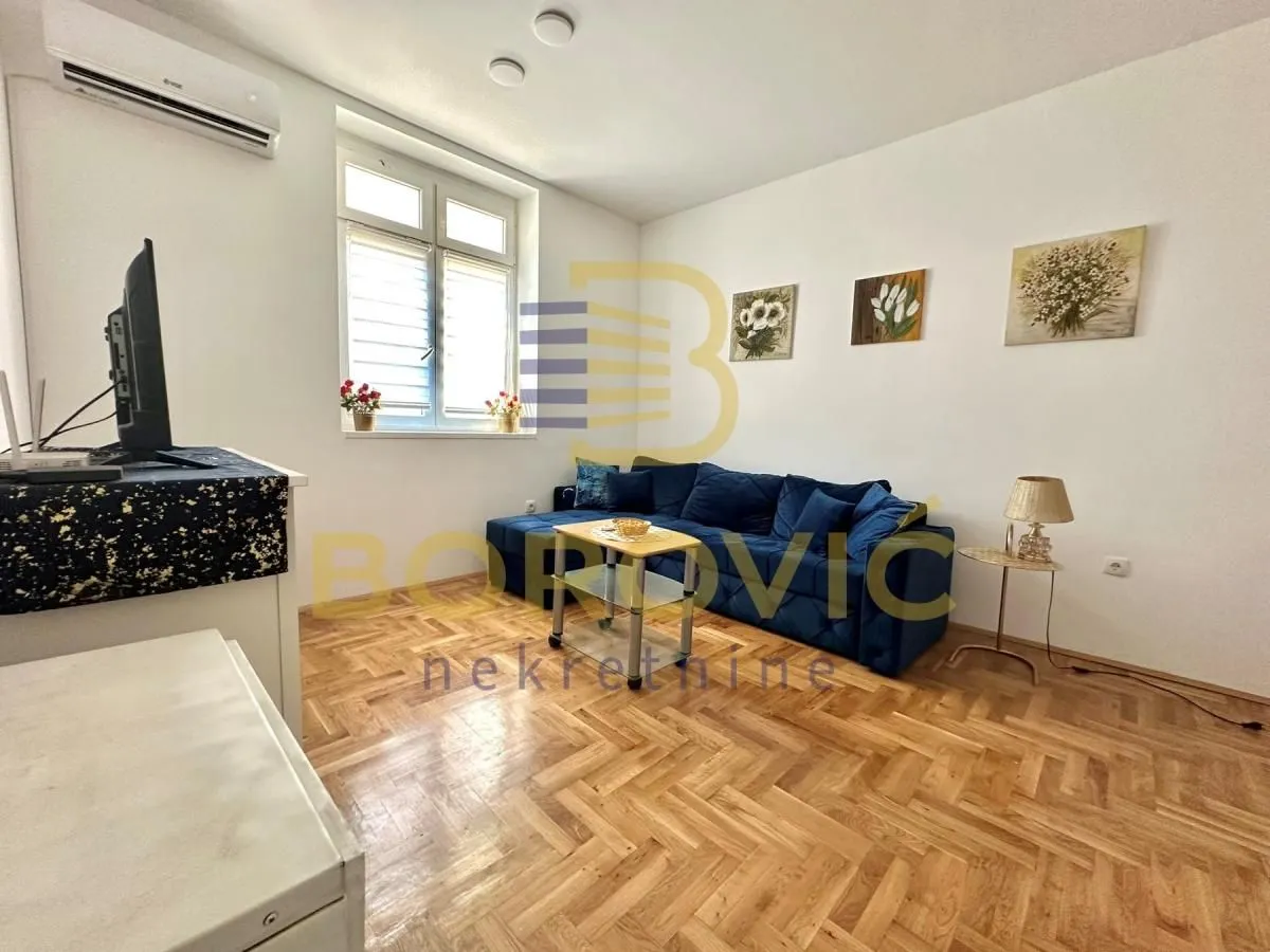 Rent, one bedroom apartment, 35m², Savski Venac, Beograd