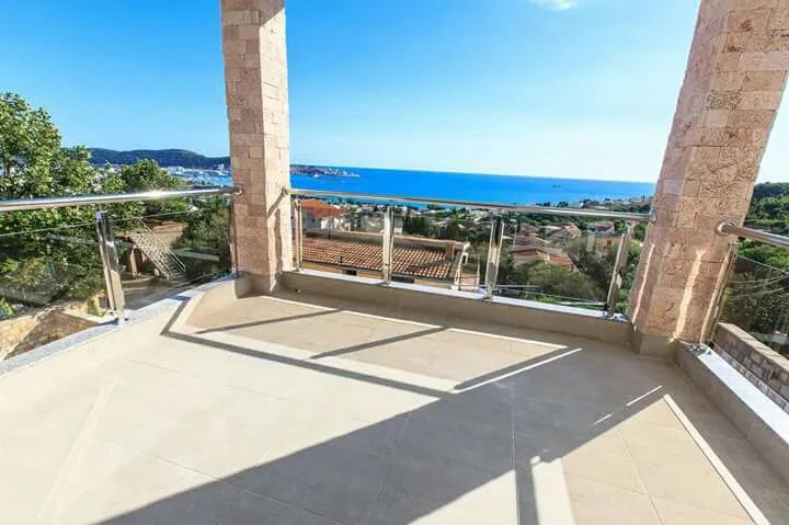 Sale, house, 500m², Šušanj, Bar