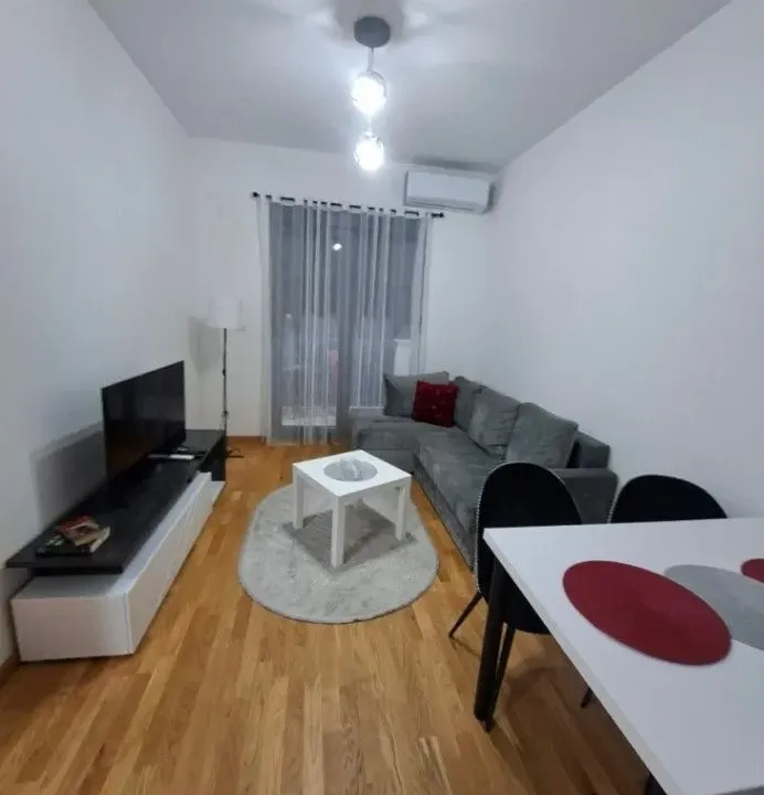 Izdavanje, jednosoban stan, 37m², Zabjelo, Podgorica