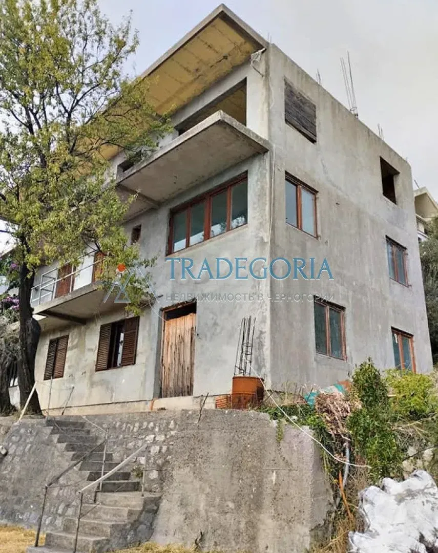 Prodaja, kuća, 360m², Bar, Crna Gora