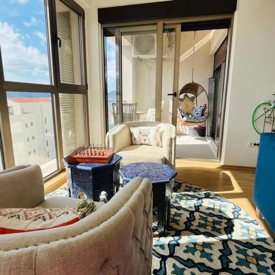 Prodaja, trosoban stan, 120m², Tivat, Crna Gora