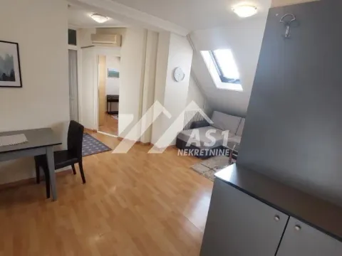 Izdavanje, dvosoban stan, 40m², Podbara, Novi Sad Sve Podlokacije - image 4