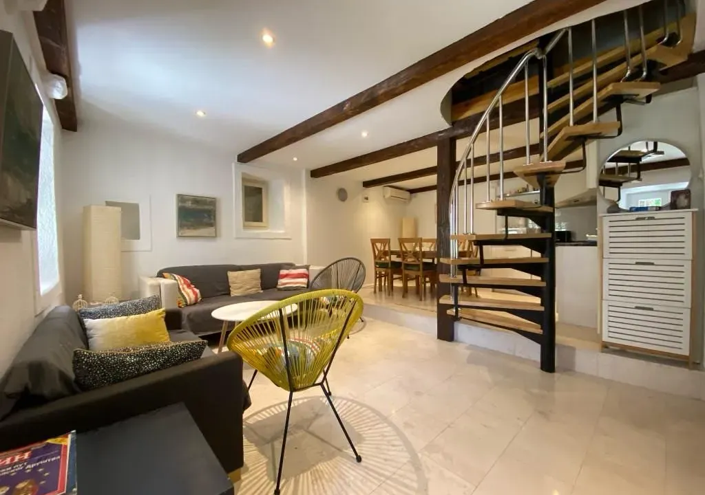 Sale, apartment, 95m², Perast, Kotor