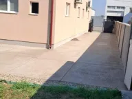 Rent, office space, 400m², Altina, Beograd - image 10