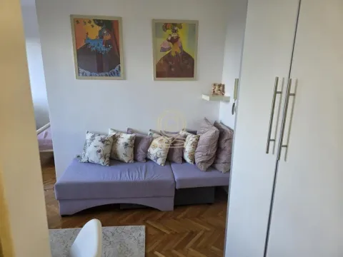 Rent, one bedroom apartment, 26m², Kalenić Pijaca, Vračar Sve Podlokacije - image 3