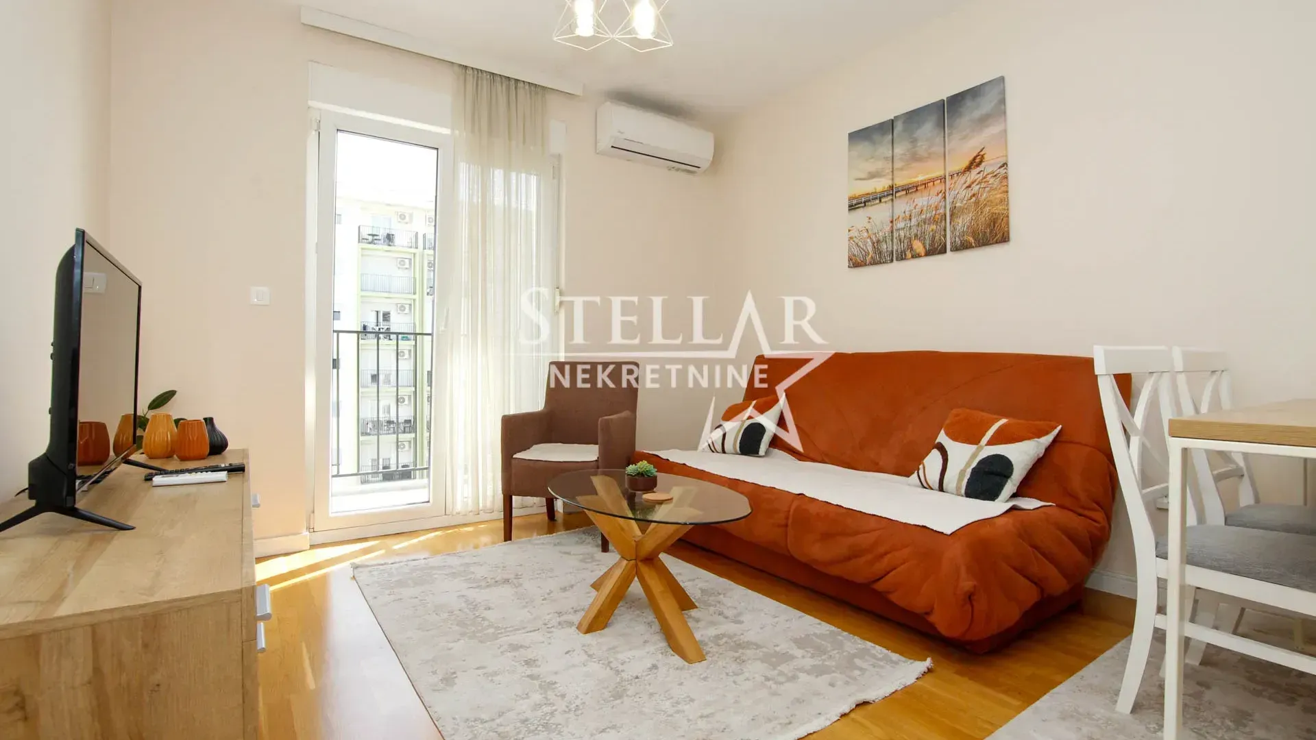 Izdavanje, jednosoban stan, 40m², Tuški Put, Podgorica