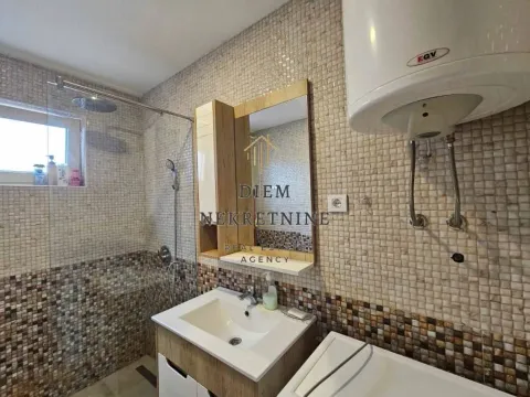 Rent, one bedroom apartment, 55m², Šušanj, Bar - image 13