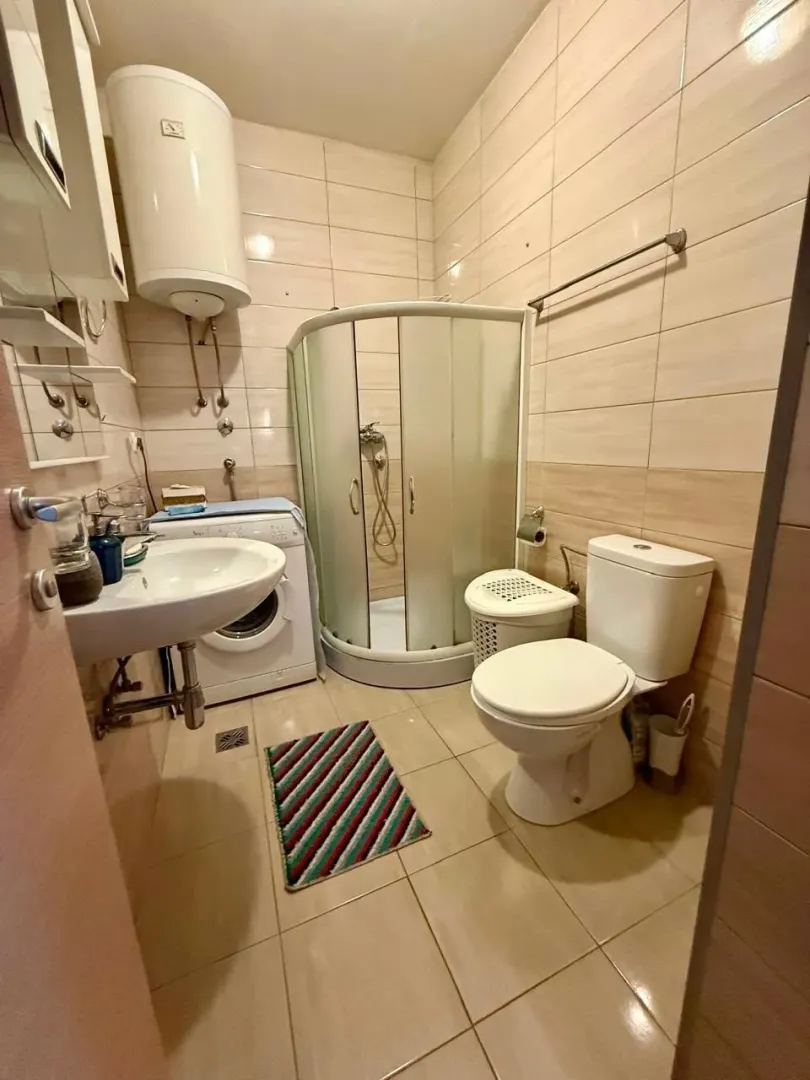 Izdavanje, jednosoban stan, 42m², Ljubović, Podgorica