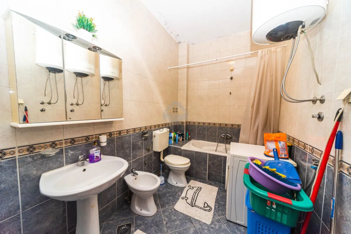 Rent, one bedroom apartment, 55m², Stari Aerodrom, Podgorica