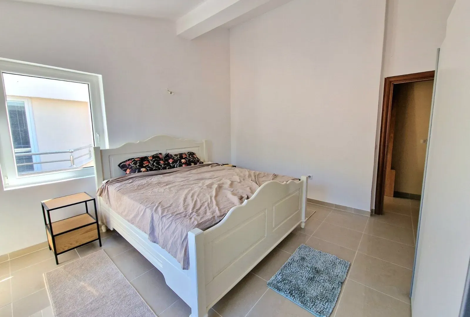 Rent, three bedroom apartment, 155m², Prijevor, Budva