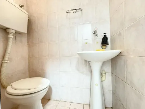 Rent, office space, 42m², Ljubović, Podgorica - image 4