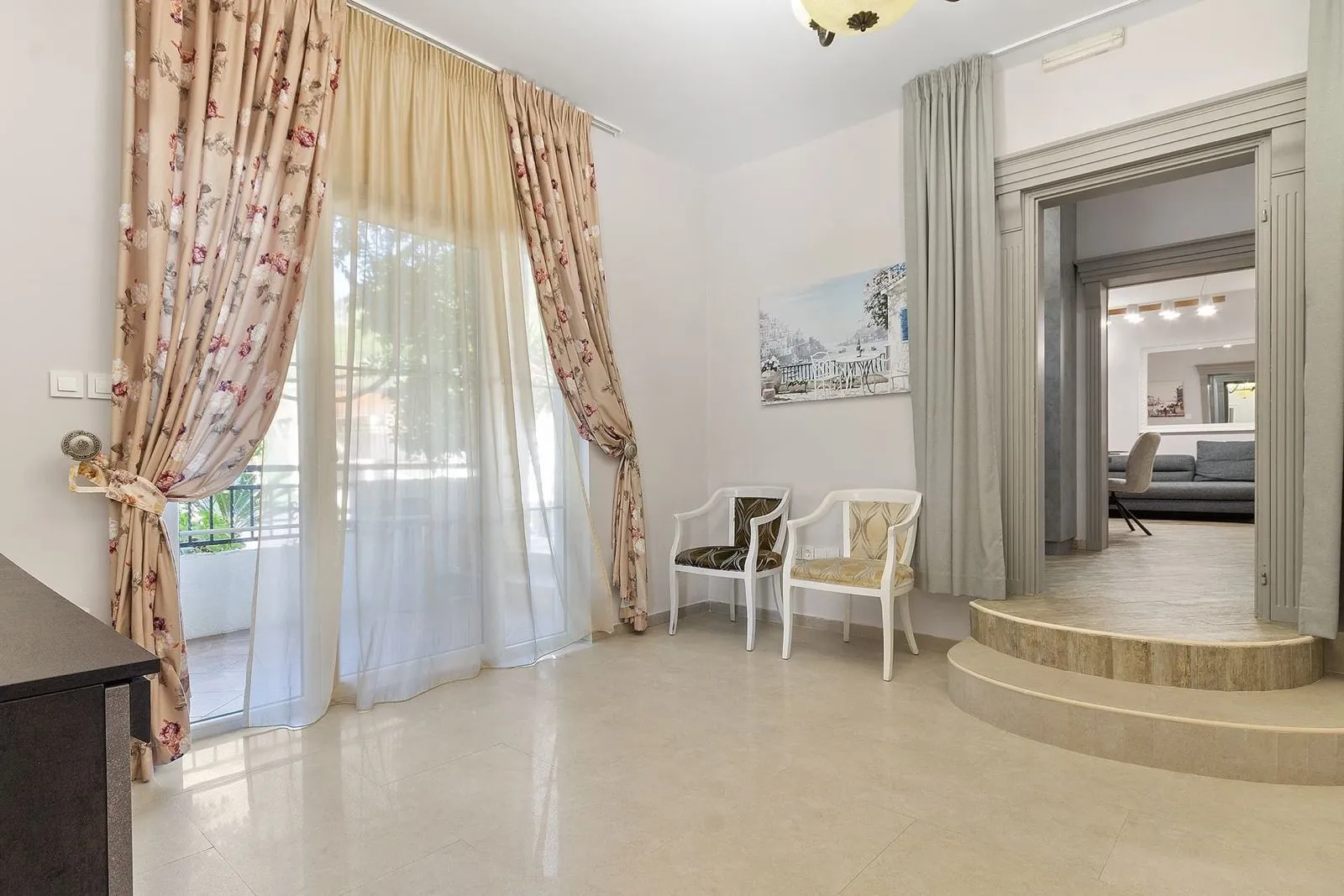 Prodaja, kuća, 234m², Dumidran, Tivat