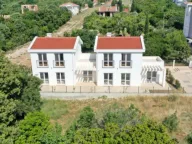 Prodaja, kuća, 250m², Hladna Uvala, Bar - image 1