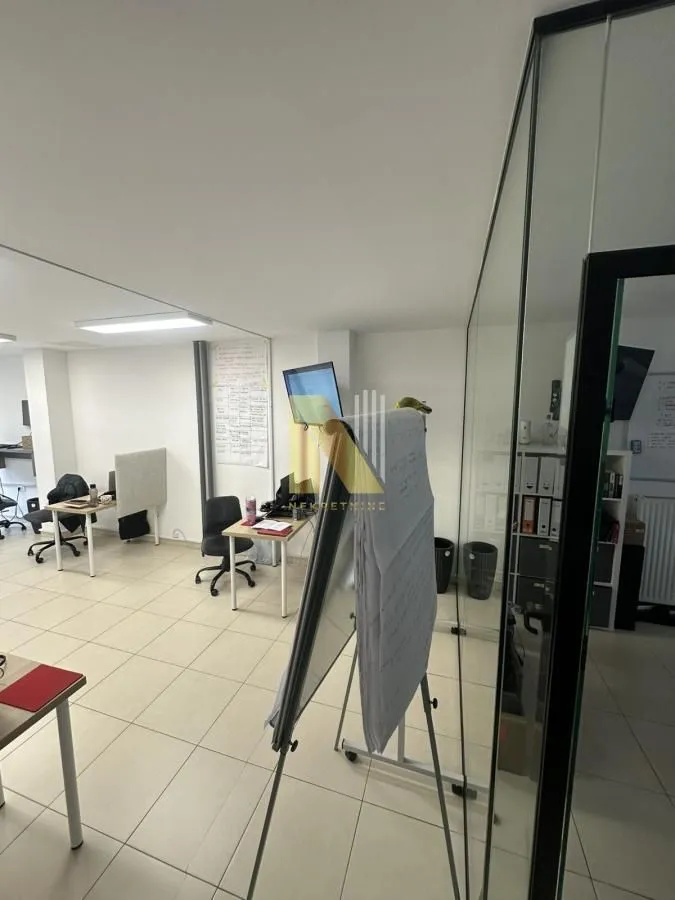 Rent, office space, 95m², Bulevar Evrope, Novi Sad Sve Podlokacije