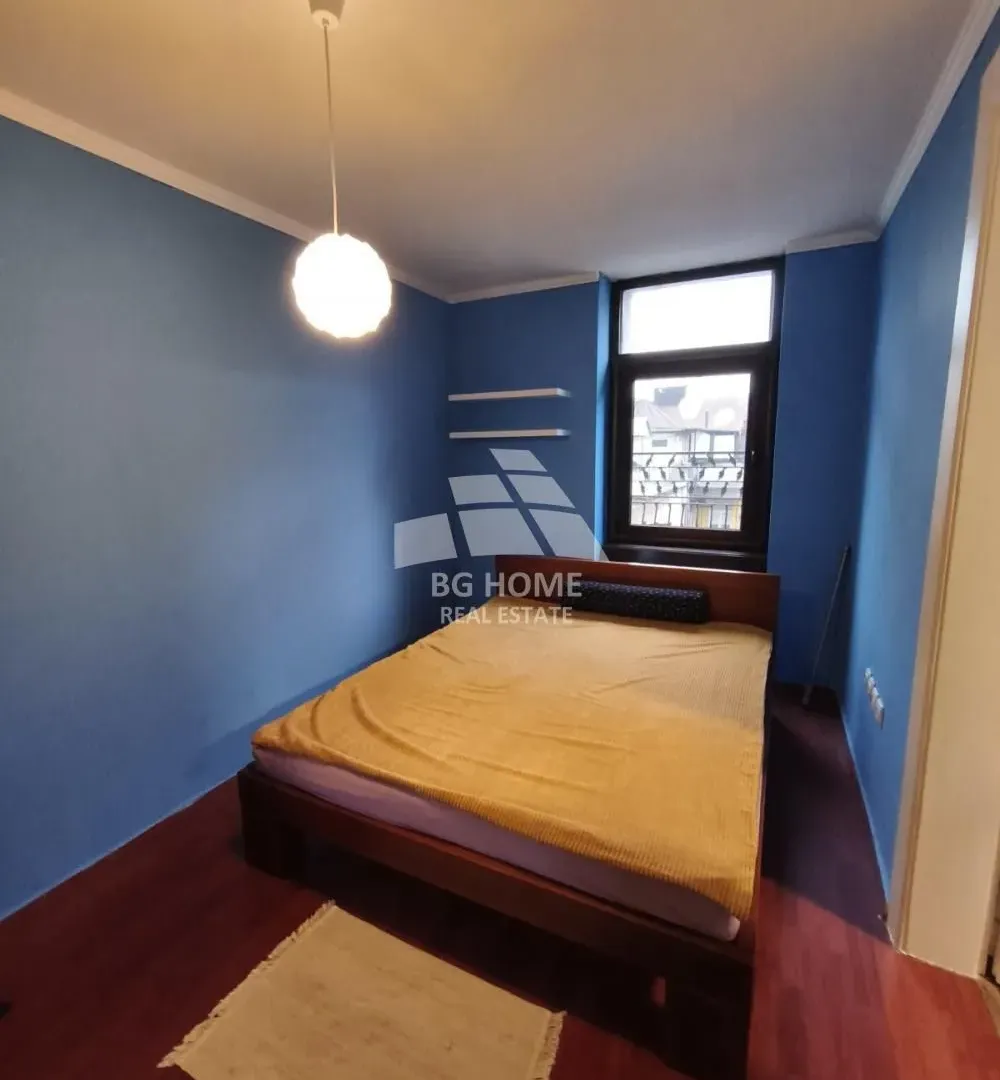 Izdavanje, dvosoban stan, 50m², Skadarlija, Beograd