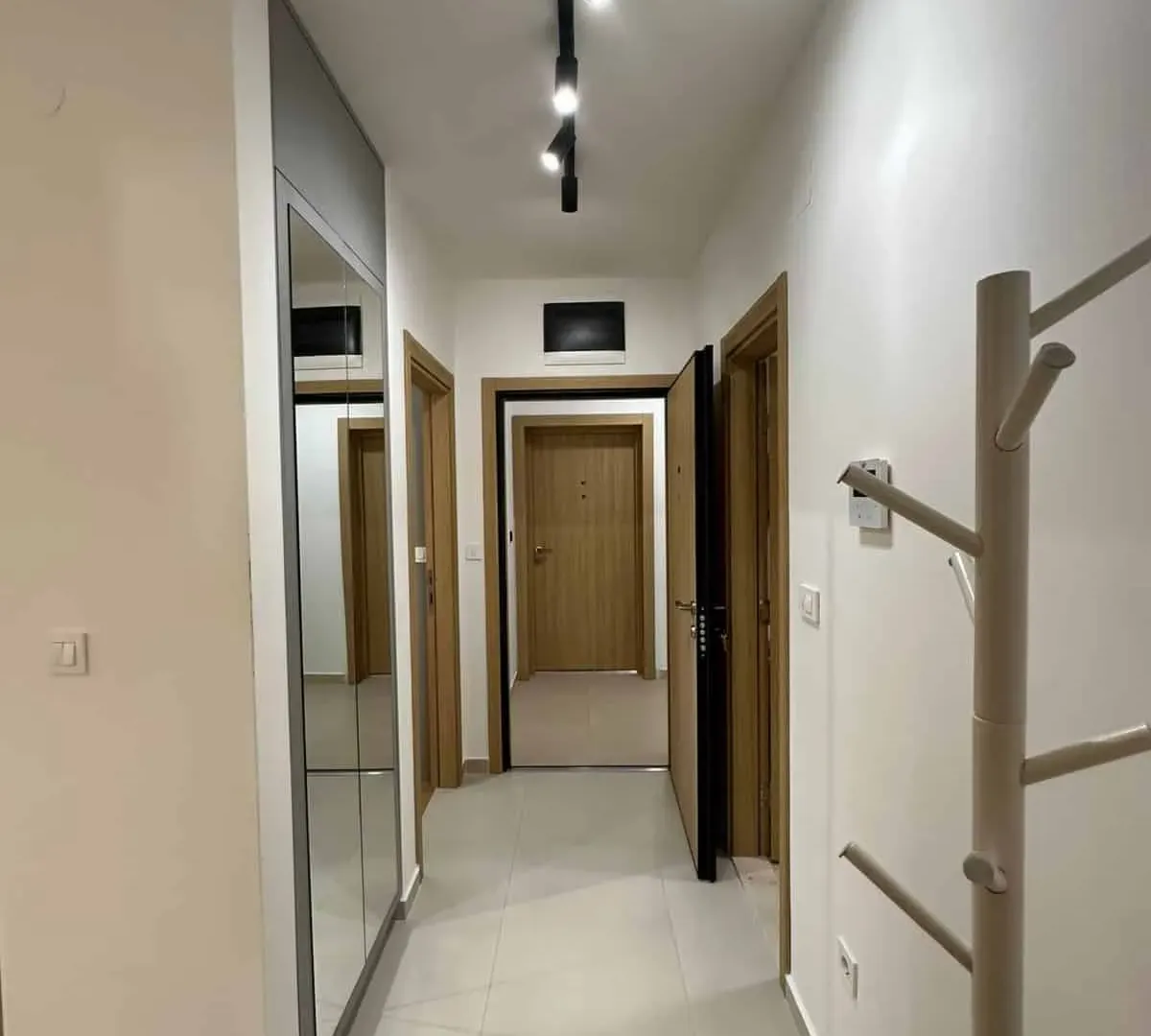 Rent, two bedroom apartment, 65m², City Kvart, Podgorica