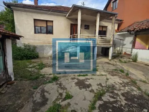 Prodaja, kuća, 160m², Vranje, Srbija - image 4